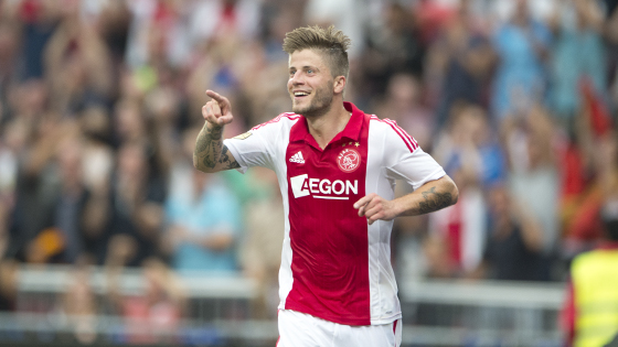 都可能左右 都可能左右