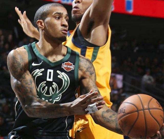 常规赛中胜 常规赛中胜