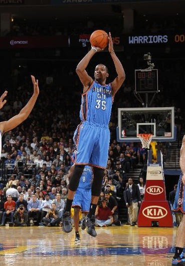 地启动的人 地启动的人